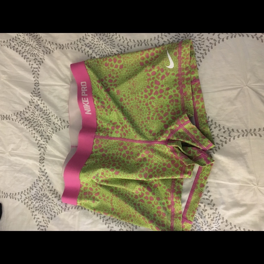 nike shorts